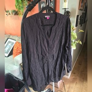 Vince Camuto Black Eyelet Long Sleeve Button Down Blouse Size 1X
